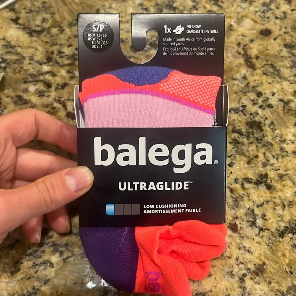 Balega Women’s Running Socks - Picture 2 of 3